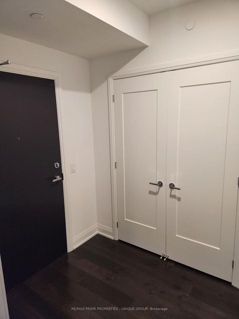 Photo 9 at 224 - 293 The Kingsway, Humber Valley, Toronto