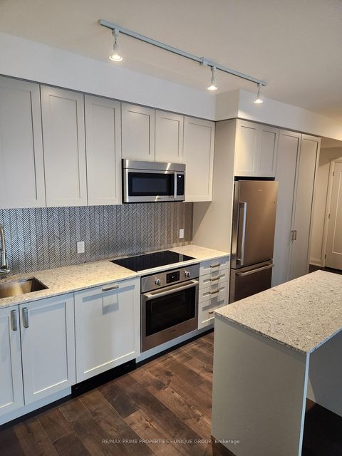 Photo 13 at 224 - 293 The Kingsway, Humber Valley, Toronto