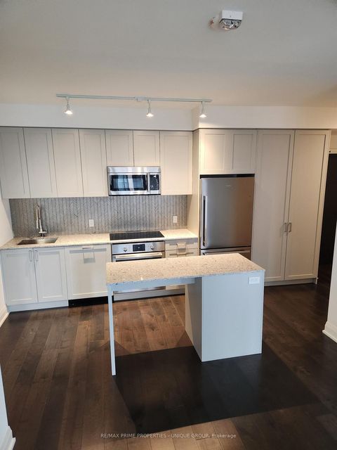 Photo 15 at 224 - 293 The Kingsway, Humber Valley, Toronto