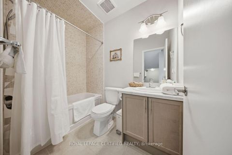 Photo 18 at 240 Elyse Court, Bayview Northeast, Aurora