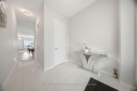 Photo 34 at 240 Elyse Court, Bayview Northeast, Aurora