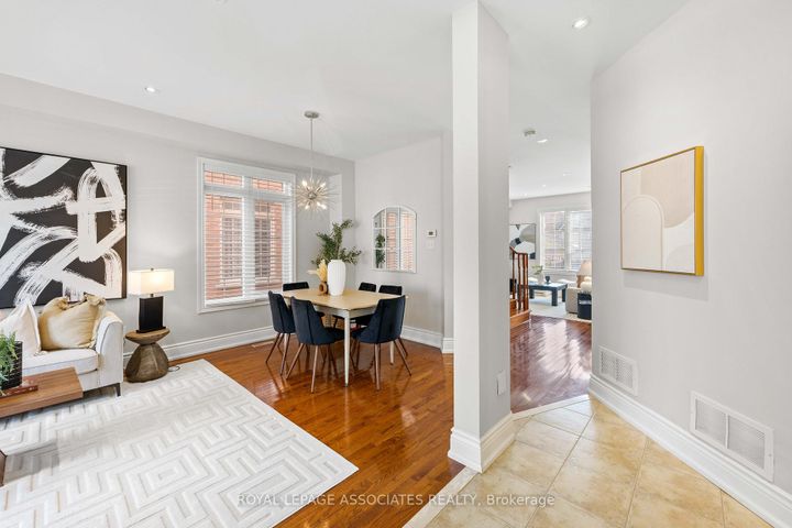 Photo 1 at 33 Evaridge Drive, Cornell, Markham