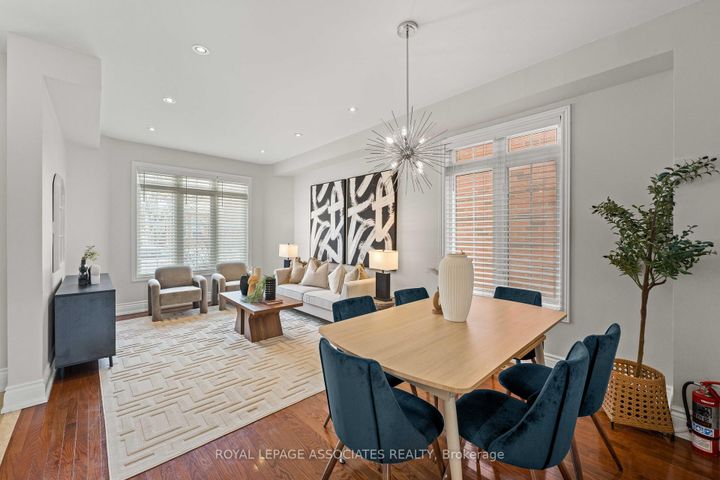 Photo 7 at 33 Evaridge Drive, Cornell, Markham