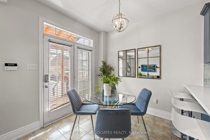 Photo 11 at 33 Evaridge Drive, Cornell, Markham