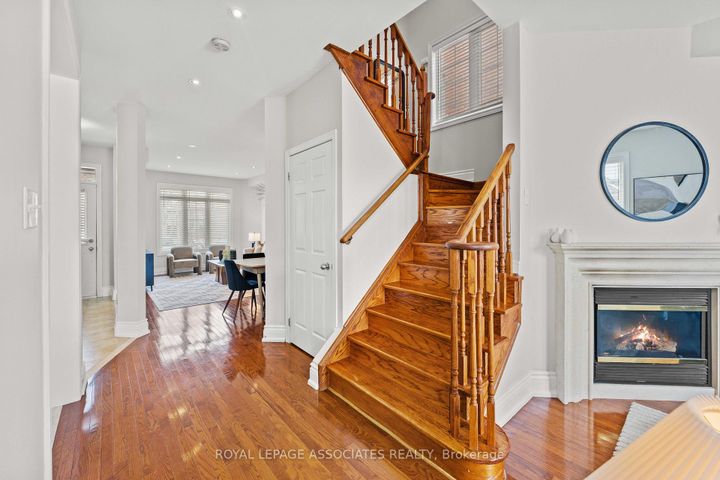 Photo 15 at 33 Evaridge Drive, Cornell, Markham