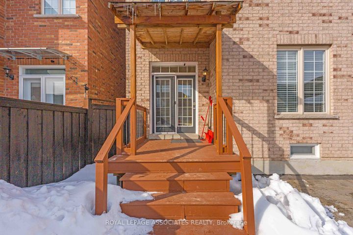 Photo 26 at 33 Evaridge Drive, Cornell, Markham