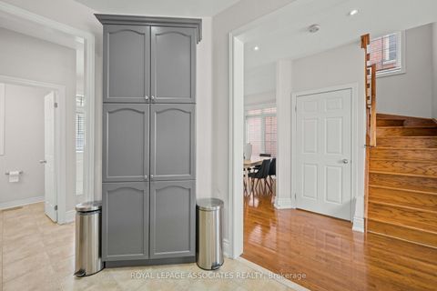 Photo 10 at 33 Evaridge Drive, Cornell, Markham