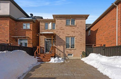 Photo 34 at 33 Evaridge Drive, Cornell, Markham