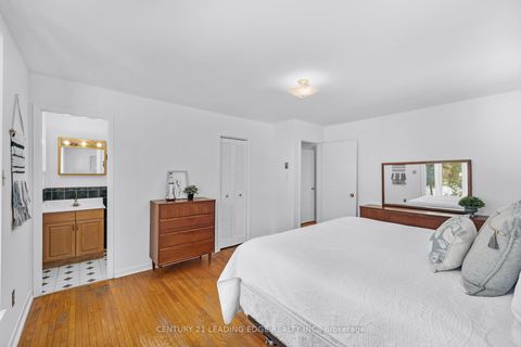 Photo 25 at 121 Twyn Rivers Drive, Rougemount, Pickering