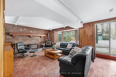 Photo 28 at 121 Twyn Rivers Drive, Rougemount, Pickering