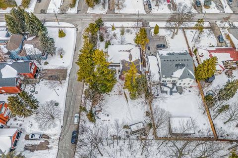 Photo 38 at 121 Twyn Rivers Drive, Rougemount, Pickering