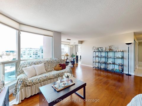 Photo 6 at 909 - 309 Major Mackenzie Drive, Harding, Richmond Hill