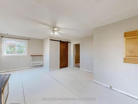 Photo 4 at 40 Brennan Avenue, South Shore, Barrie