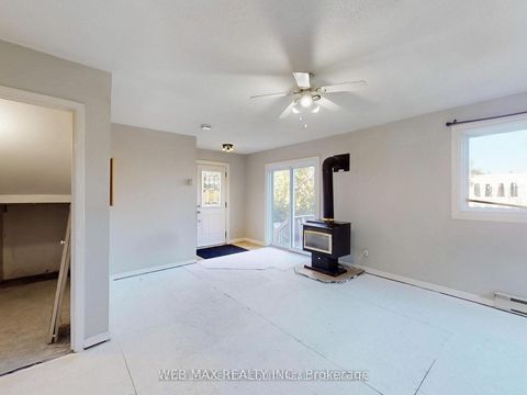 Photo 6 at 40 Brennan Avenue, South Shore, Barrie