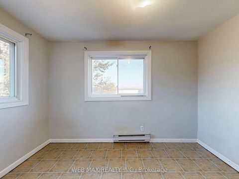 Photo 26 at 40 Brennan Avenue, South Shore, Barrie