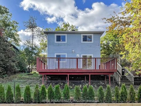 Photo 31 at 40 Brennan Avenue, South Shore, Barrie