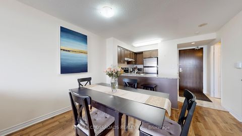 Photo 12 at 702 - 35 Hollywood Avenue, Willowdale East, Toronto