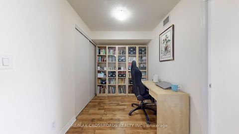 Photo 16 at 702 - 35 Hollywood Avenue, Willowdale East, Toronto