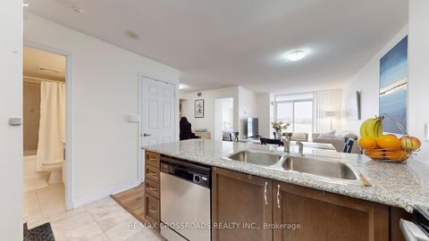 Photo 23 at 702 - 35 Hollywood Avenue, Willowdale East, Toronto