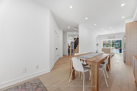 Photo 7 at 72 Ravineview Drive, Rural Vaughan, Vaughan