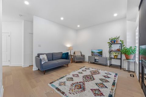 Photo 14 at 72 Ravineview Drive, Rural Vaughan, Vaughan