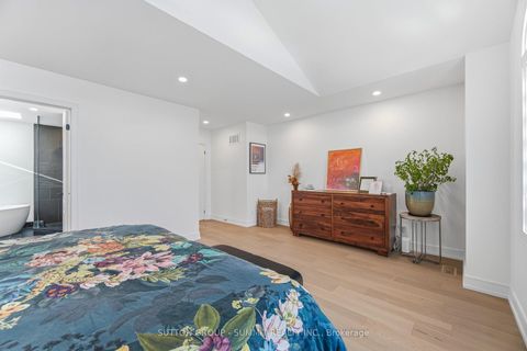 Photo 25 at 72 Ravineview Drive, Rural Vaughan, Vaughan