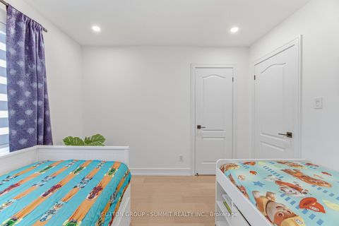 Photo 31 at 72 Ravineview Drive, Rural Vaughan, Vaughan