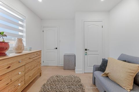 Photo 33 at 72 Ravineview Drive, Rural Vaughan, Vaughan