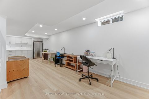 Photo 38 at 72 Ravineview Drive, Rural Vaughan, Vaughan