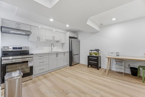 Photo 40 at 72 Ravineview Drive, Rural Vaughan, Vaughan