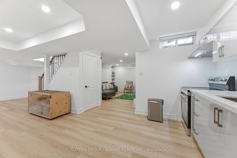 Photo 42 at 72 Ravineview Drive, Rural Vaughan, Vaughan