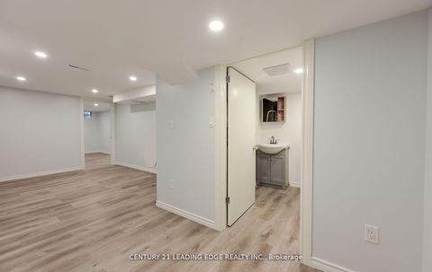 Photo 24 at 70 - 28 Livingston Road, Guildwood, Toronto