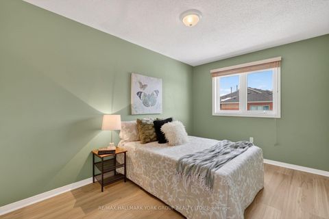 Photo 8 at 890 Caribou Valley Circle, Armitage, Newmarket