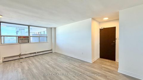 Photo 12 at 1415 - 541 Blackthorn Avenue, Eglinton West, Toronto