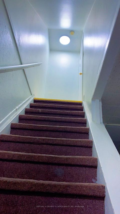 Photo 8 at 29 - 1730 Albion Road, Clairville, Toronto