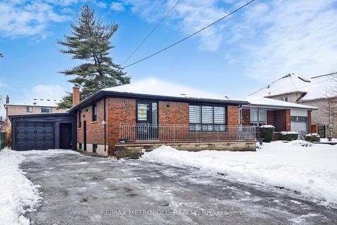 Photo 1 at 20 Knox Avenue, Humber Summit, Toronto