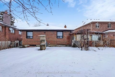 Photo 29 at 20 Knox Avenue, Humber Summit, Toronto
