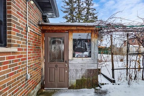 Photo 34 at 20 Knox Avenue, Humber Summit, Toronto