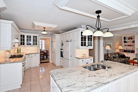 Photo 10 at 88 Wells Street, Aurora Village, Aurora