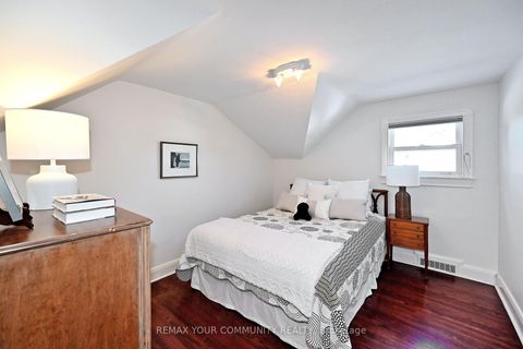 Photo 18 at 88 Wells Street, Aurora Village, Aurora