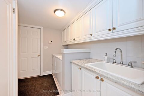 Photo 21 at 88 Wells Street, Aurora Village, Aurora