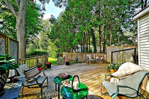 Photo 26 at 88 Wells Street, Aurora Village, Aurora