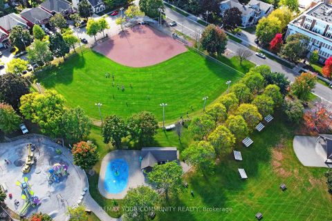 Photo 27 at 88 Wells Street, Aurora Village, Aurora