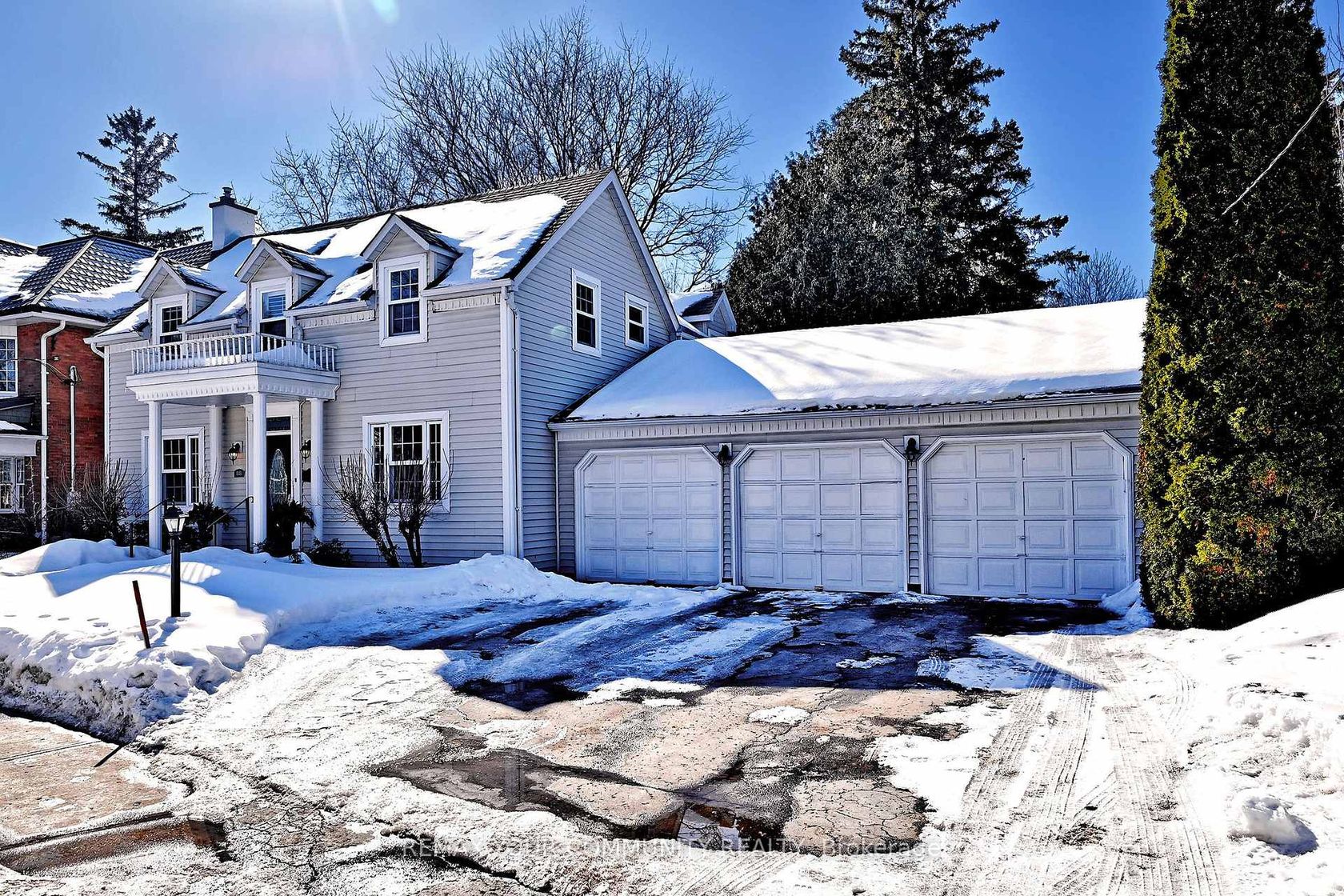 88 Wells Street, Aurora Village, Aurora photo number 2