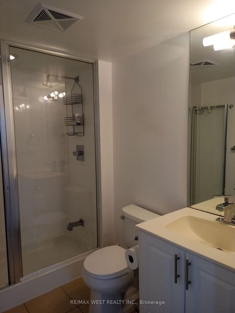 Photo 15 at 522 - 27 Rean Drive, Bayview Village, Toronto