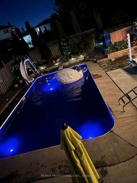 Photo 20 at 68 Overbank Drive, McLaughlin, Oshawa