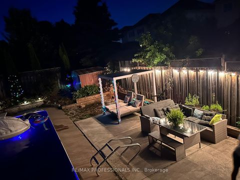 Photo 21 at 68 Overbank Drive, McLaughlin, Oshawa