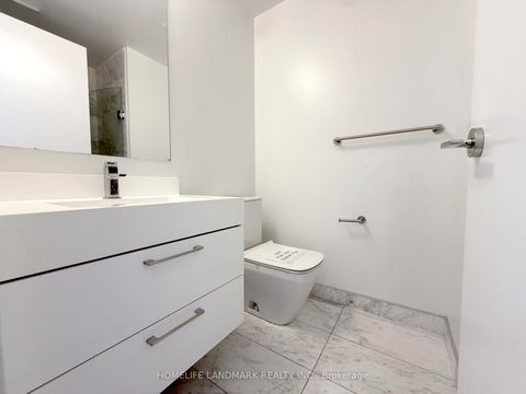 Photo 10 at 2008 - 1 Yorkville Avenue, Annex, Toronto