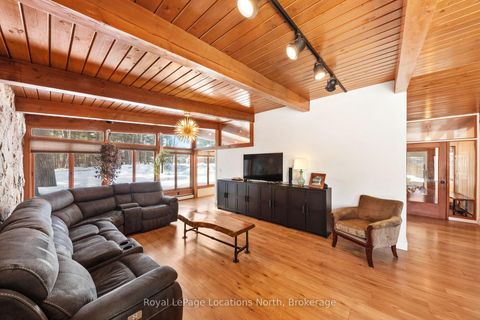 Photo 13 at 224 Mccrea Drive, Stayner, Clearview