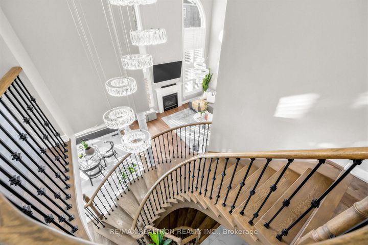 Photo 21 at 21 Rennie Avenue, Box Grove, Markham